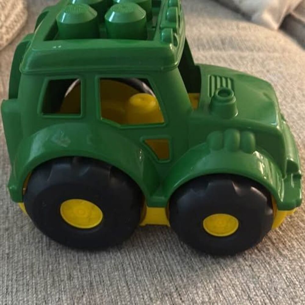 Mega Bloks John Deere Tractor